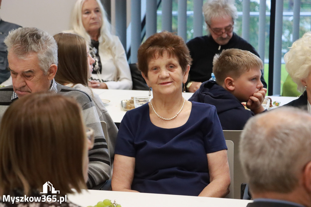 Fotorelacja: Uroczyste Odsłonięcie gabloty KOZIOŁEK ŁĄCZY LUDZI