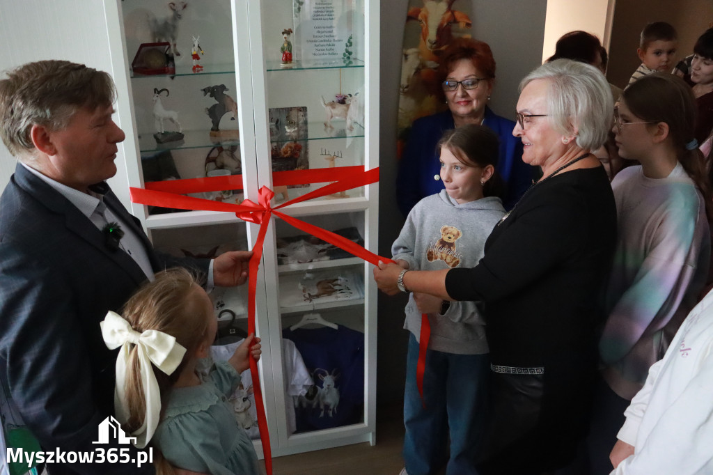 Fotorelacja: Uroczyste Odsłonięcie gabloty KOZIOŁEK ŁĄCZY LUDZI