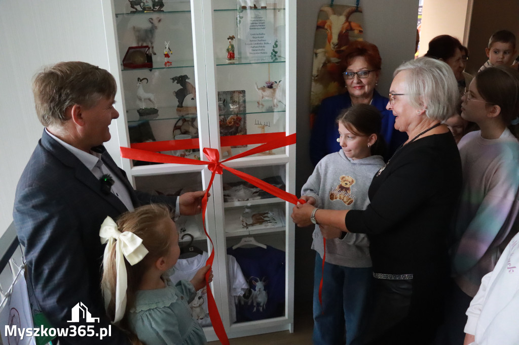 Fotorelacja: Uroczyste Odsłonięcie gabloty KOZIOŁEK ŁĄCZY LUDZI