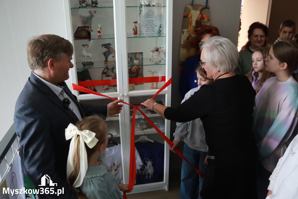 Fotorelacja: Uroczyste Odsłonięcie gabloty KOZIOŁEK ŁĄCZY LUDZI