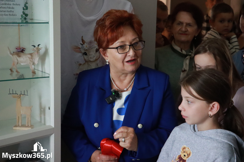Fotorelacja: Uroczyste Odsłonięcie gabloty KOZIOŁEK ŁĄCZY LUDZI