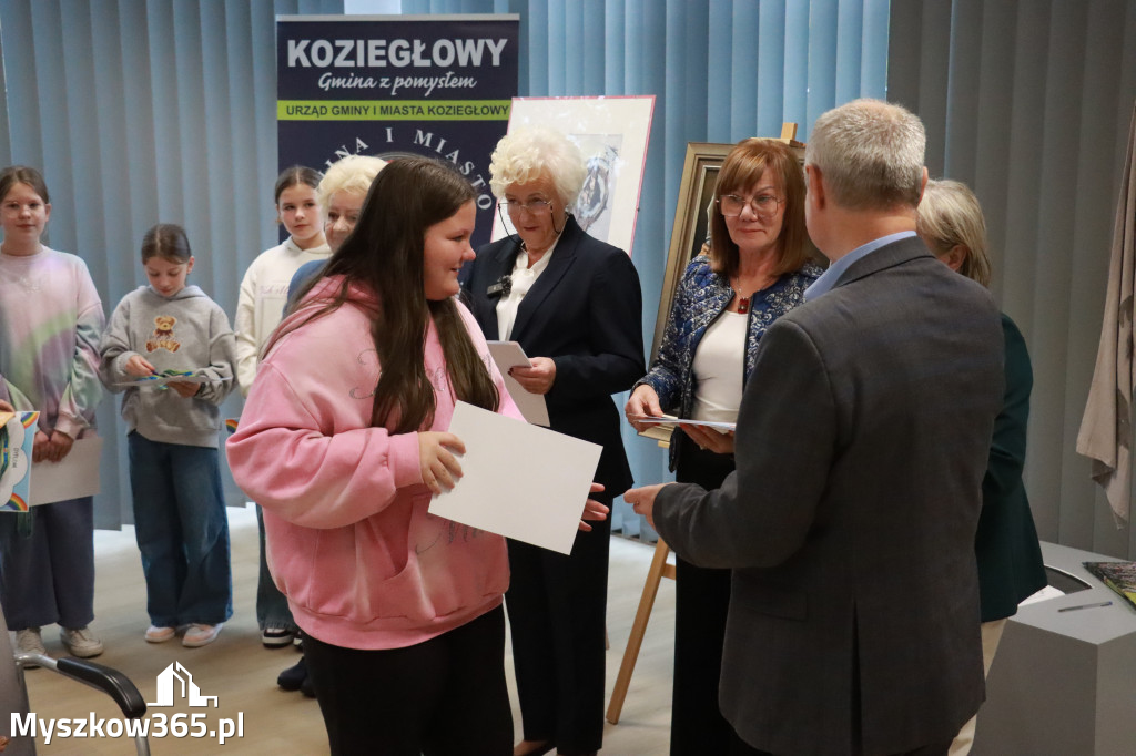 Fotorelacja: Uroczyste Odsłonięcie gabloty KOZIOŁEK ŁĄCZY LUDZI
