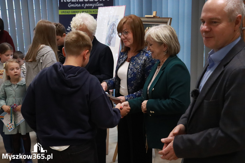 Fotorelacja: Uroczyste Odsłonięcie gabloty KOZIOŁEK ŁĄCZY LUDZI