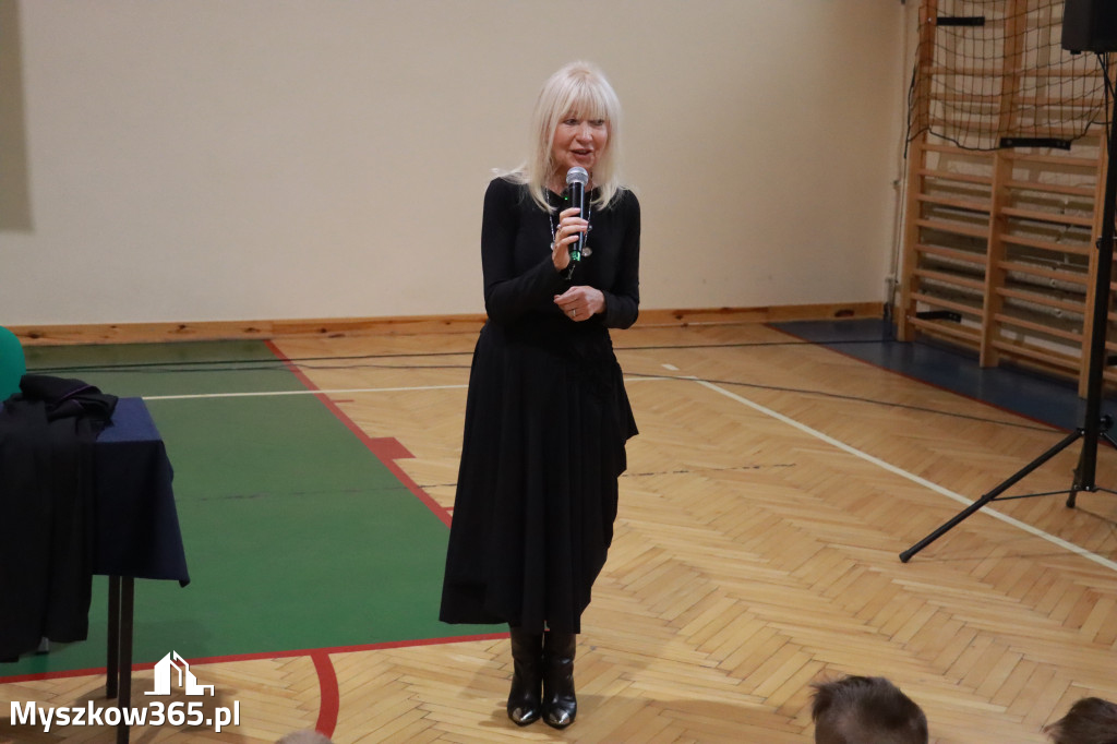 Fotorelacja: Sędzia Anna Maria Wesołowska w SP3 Myszków