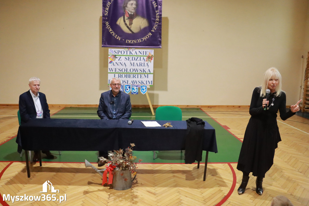 Fotorelacja: Sędzia Anna Maria Wesołowska w SP3 Myszków