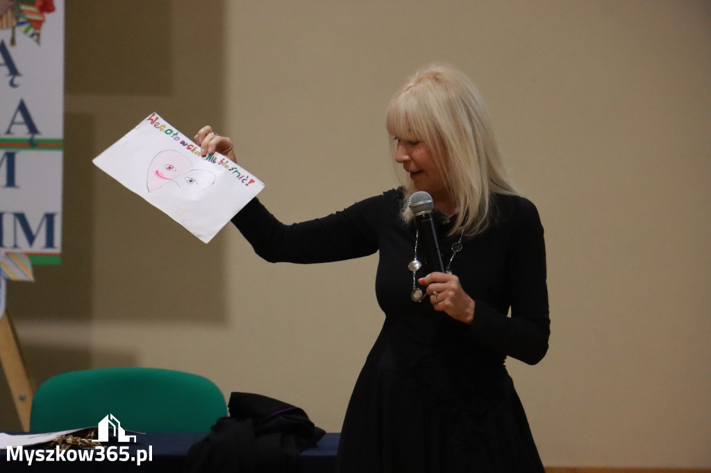 Fotorelacja: Sędzia Anna Maria Wesołowska w SP3 Myszków