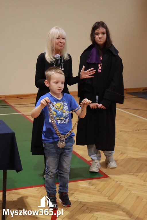 Fotorelacja: Sędzia Anna Maria Wesołowska w SP3 Myszków