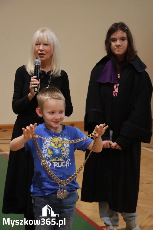 Fotorelacja: Sędzia Anna Maria Wesołowska w SP3 Myszków