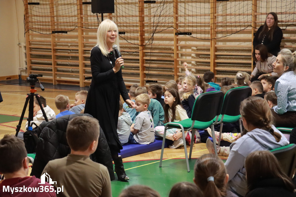 Fotorelacja: Sędzia Anna Maria Wesołowska w SP3 Myszków
