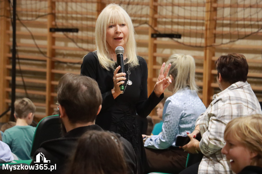 Fotorelacja: Sędzia Anna Maria Wesołowska w SP3 Myszków