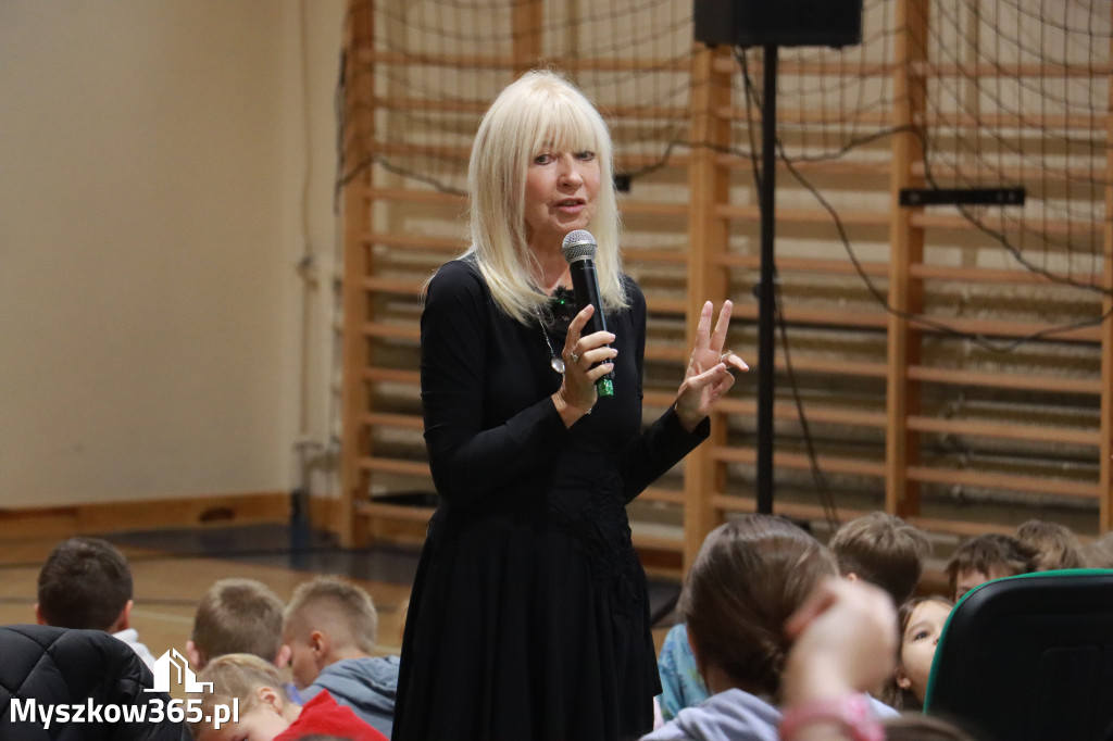 Fotorelacja: Sędzia Anna Maria Wesołowska w SP3 Myszków
