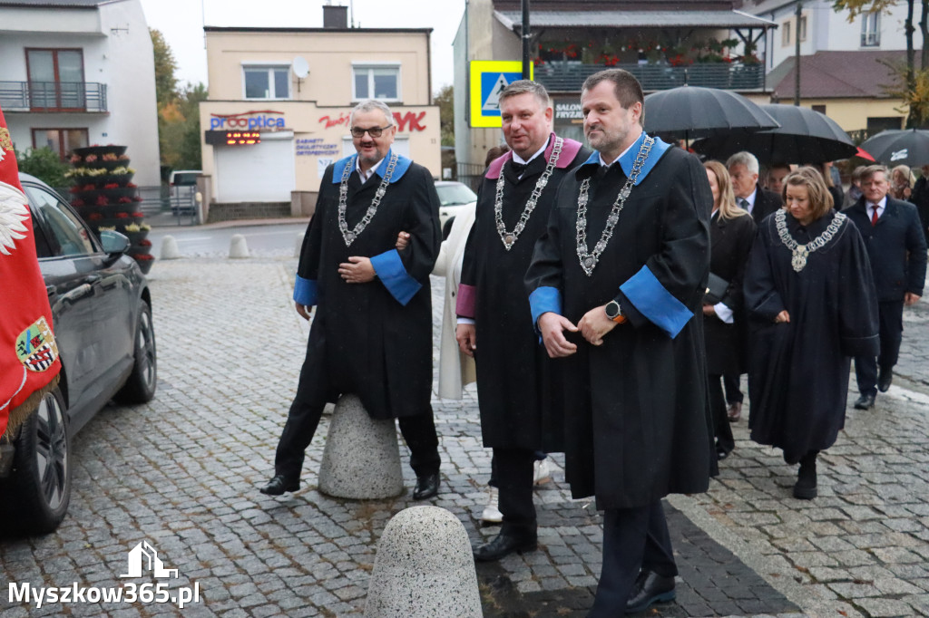 Fotorelacja I: Jubileusz 60-lecia CECH RZEMIOSŁ RÓŻNYCH MAŁEJ I ŚREDNIEJ PRZEDSIĘBIORCZOŚCI w Myszkowie