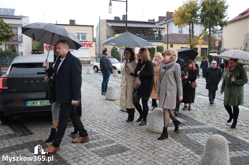 Fotorelacja I: Jubileusz 60-lecia CECH RZEMIOSŁ RÓŻNYCH MAŁEJ I ŚREDNIEJ PRZEDSIĘBIORCZOŚCI w Myszkowie