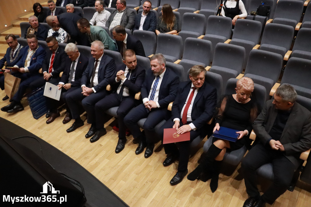Fotorelacja I: Jubileusz 60-lecia CECH RZEMIOSŁ RÓŻNYCH MAŁEJ I ŚREDNIEJ PRZEDSIĘBIORCZOŚCI w Myszkowie