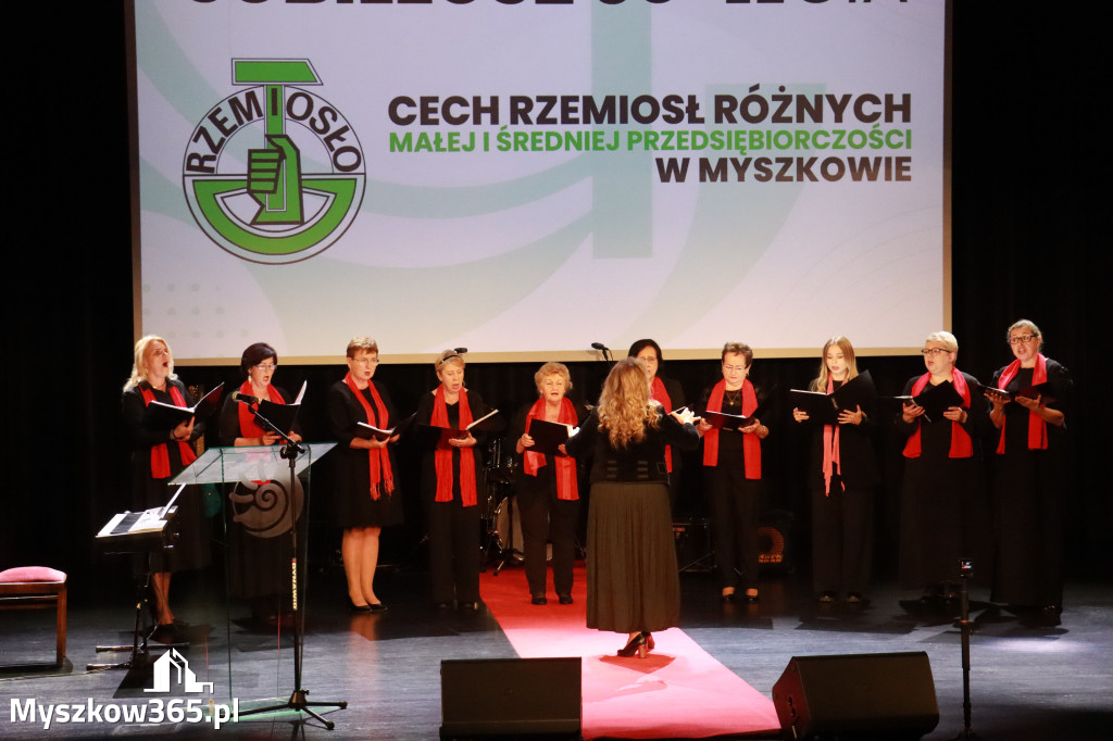 Fotorelacja I: Jubileusz 60-lecia CECH RZEMIOSŁ RÓŻNYCH MAŁEJ I ŚREDNIEJ PRZEDSIĘBIORCZOŚCI w Myszkowie