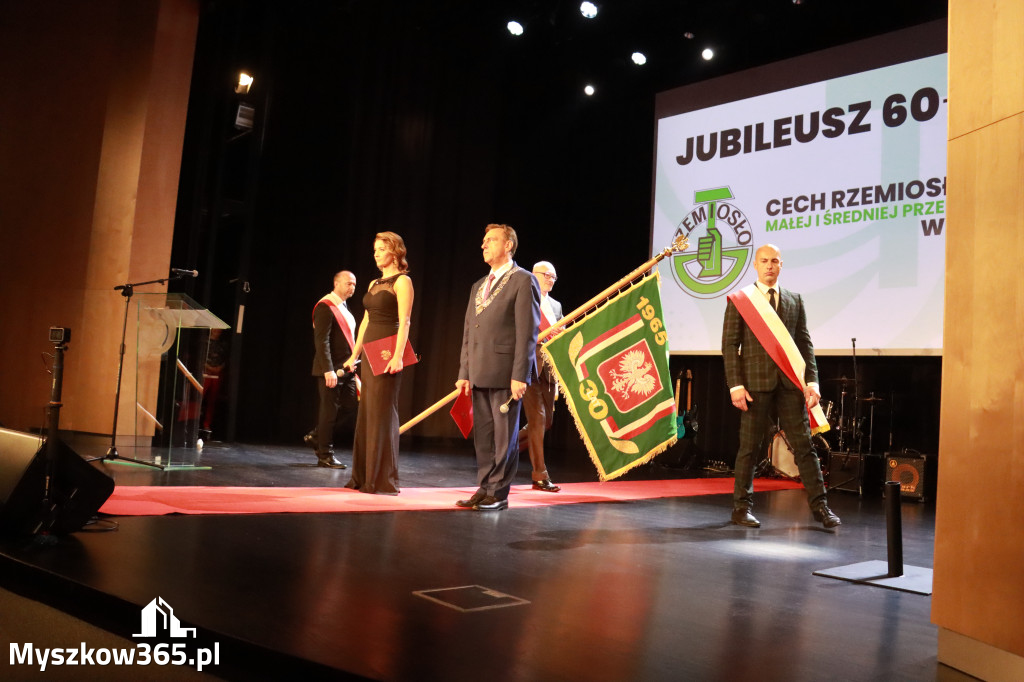 Fotorelacja I: Jubileusz 60-lecia CECH RZEMIOSŁ RÓŻNYCH MAŁEJ I ŚREDNIEJ PRZEDSIĘBIORCZOŚCI w Myszkowie