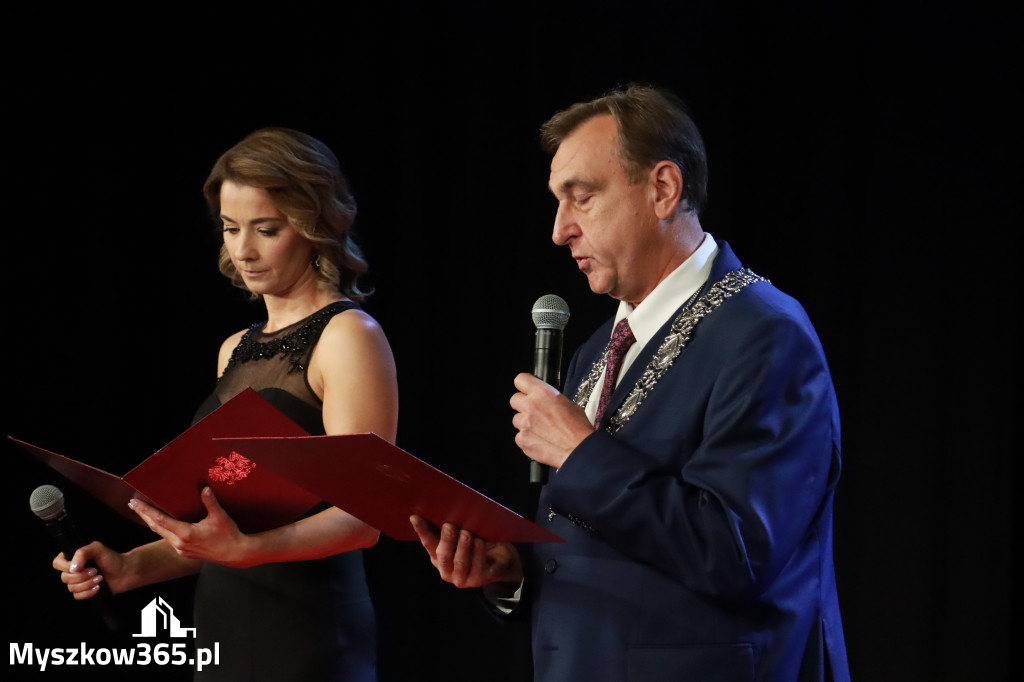 Fotorelacja I: Jubileusz 60-lecia CECH RZEMIOSŁ RÓŻNYCH MAŁEJ I ŚREDNIEJ PRZEDSIĘBIORCZOŚCI w Myszkowie