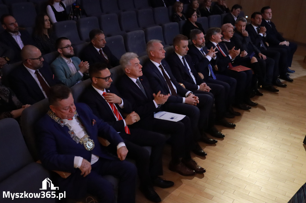 Fotorelacja I: Jubileusz 60-lecia CECH RZEMIOSŁ RÓŻNYCH MAŁEJ I ŚREDNIEJ PRZEDSIĘBIORCZOŚCI w Myszkowie