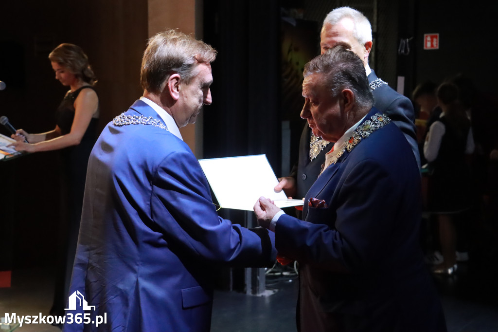 Fotorelacja I: Jubileusz 60-lecia CECH RZEMIOSŁ RÓŻNYCH MAŁEJ I ŚREDNIEJ PRZEDSIĘBIORCZOŚCI w Myszkowie