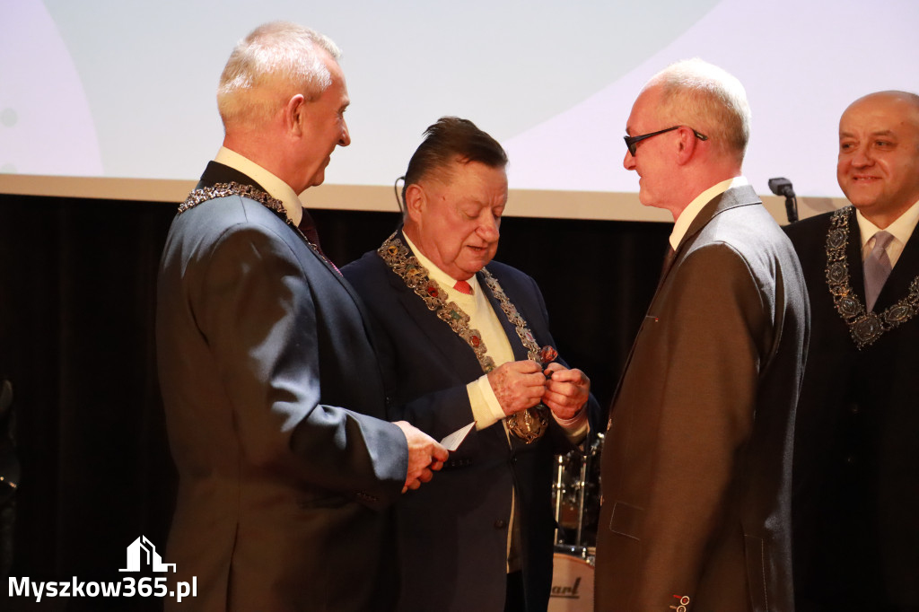 Fotorelacja I: Jubileusz 60-lecia CECH RZEMIOSŁ RÓŻNYCH MAŁEJ I ŚREDNIEJ PRZEDSIĘBIORCZOŚCI w Myszkowie