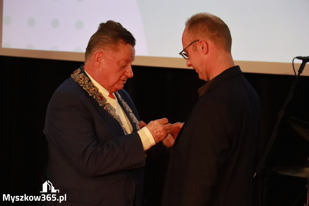 Fotorelacja I: Jubileusz 60-lecia CECH RZEMIOSŁ RÓŻNYCH MAŁEJ I ŚREDNIEJ PRZEDSIĘBIORCZOŚCI w Myszkowie