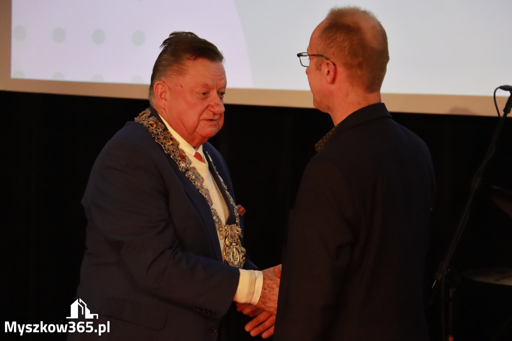 Fotorelacja I: Jubileusz 60-lecia CECH RZEMIOSŁ RÓŻNYCH MAŁEJ I ŚREDNIEJ PRZEDSIĘBIORCZOŚCI w Myszkowie