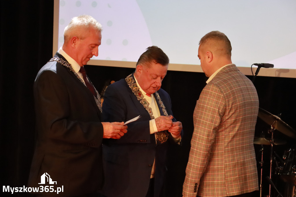 Fotorelacja I: Jubileusz 60-lecia CECH RZEMIOSŁ RÓŻNYCH MAŁEJ I ŚREDNIEJ PRZEDSIĘBIORCZOŚCI w Myszkowie