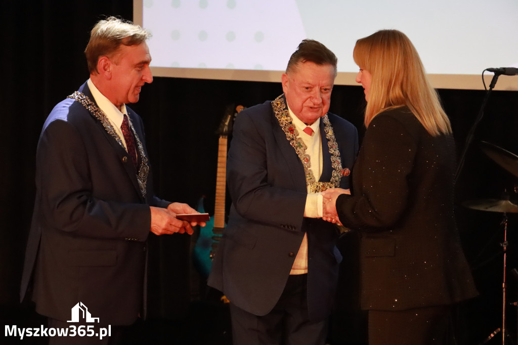 Fotorelacja I: Jubileusz 60-lecia CECH RZEMIOSŁ RÓŻNYCH MAŁEJ I ŚREDNIEJ PRZEDSIĘBIORCZOŚCI w Myszkowie
