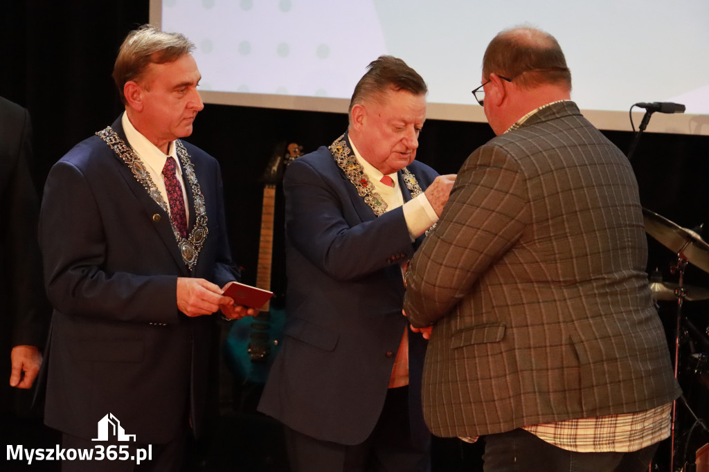 Fotorelacja I: Jubileusz 60-lecia CECH RZEMIOSŁ RÓŻNYCH MAŁEJ I ŚREDNIEJ PRZEDSIĘBIORCZOŚCI w Myszkowie