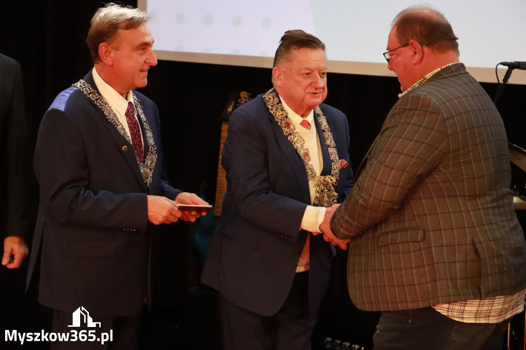 Fotorelacja I: Jubileusz 60-lecia CECH RZEMIOSŁ RÓŻNYCH MAŁEJ I ŚREDNIEJ PRZEDSIĘBIORCZOŚCI w Myszkowie