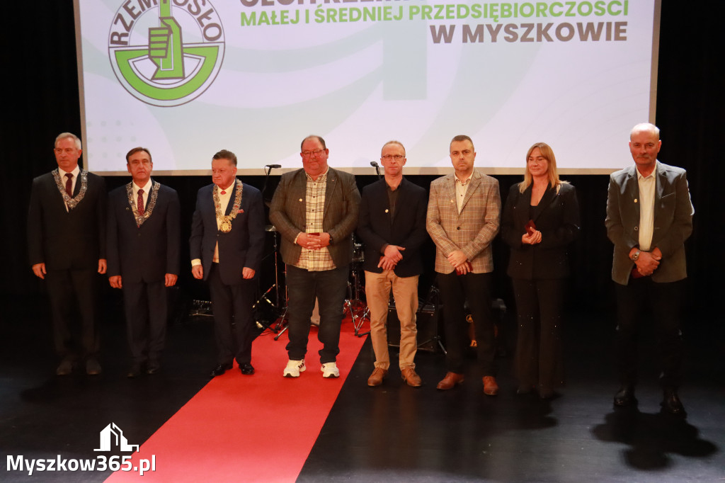 Fotorelacja I: Jubileusz 60-lecia CECH RZEMIOSŁ RÓŻNYCH MAŁEJ I ŚREDNIEJ PRZEDSIĘBIORCZOŚCI w Myszkowie