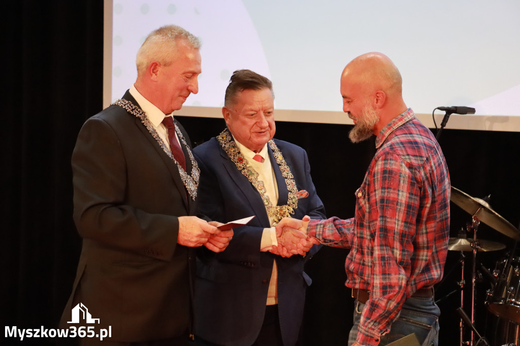 Fotorelacja I: Jubileusz 60-lecia CECH RZEMIOSŁ RÓŻNYCH MAŁEJ I ŚREDNIEJ PRZEDSIĘBIORCZOŚCI w Myszkowie