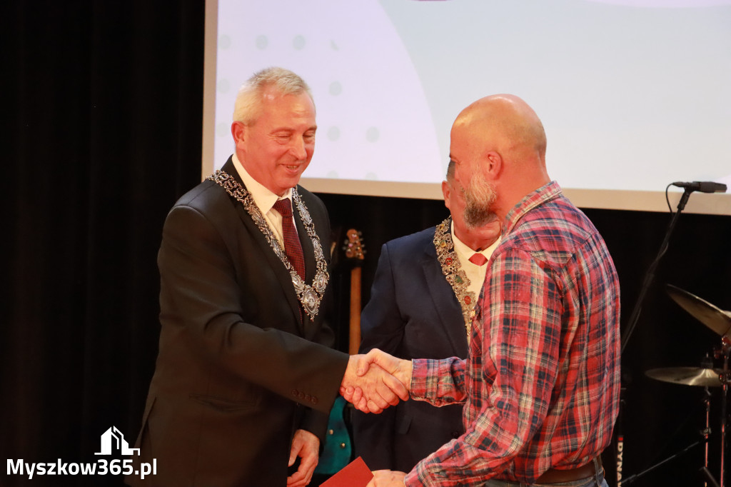 Fotorelacja I: Jubileusz 60-lecia CECH RZEMIOSŁ RÓŻNYCH MAŁEJ I ŚREDNIEJ PRZEDSIĘBIORCZOŚCI w Myszkowie