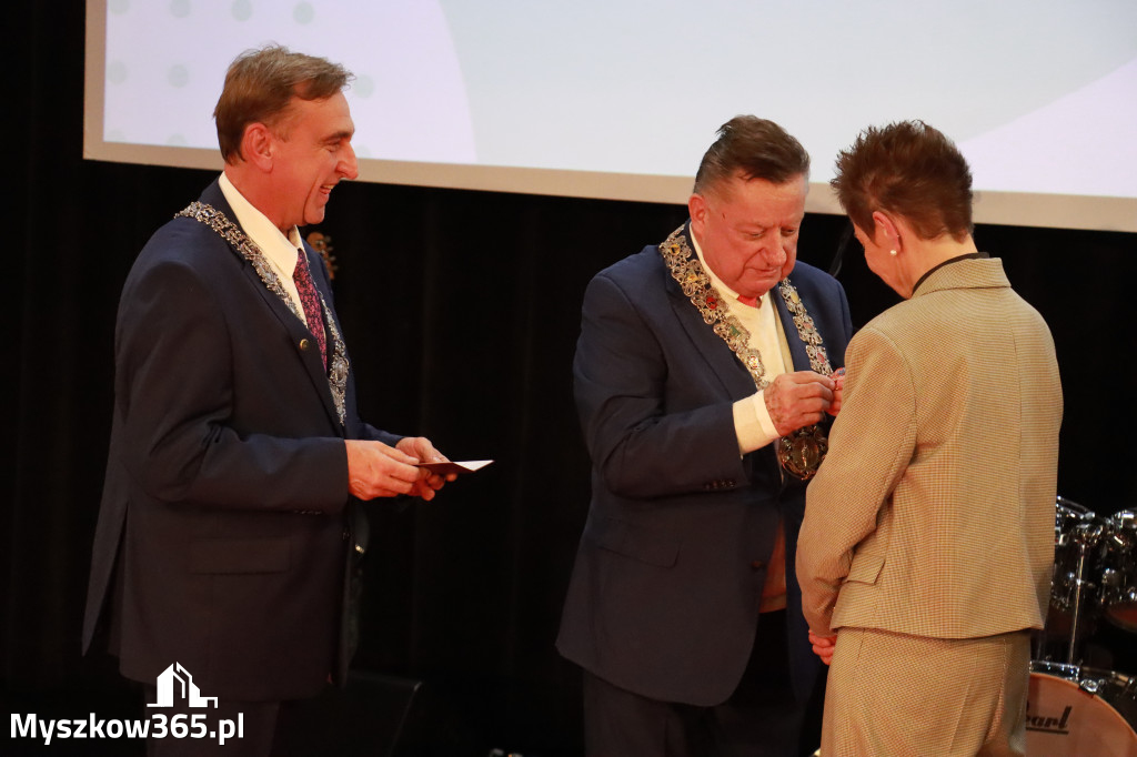 Fotorelacja I: Jubileusz 60-lecia CECH RZEMIOSŁ RÓŻNYCH MAŁEJ I ŚREDNIEJ PRZEDSIĘBIORCZOŚCI w Myszkowie