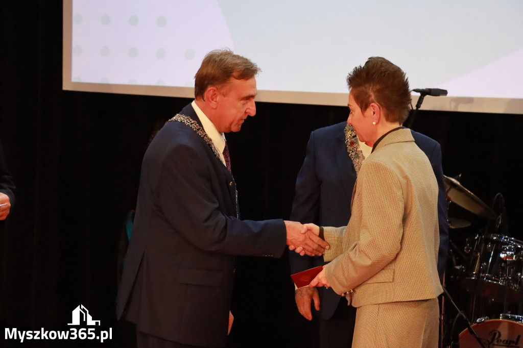 Fotorelacja I: Jubileusz 60-lecia CECH RZEMIOSŁ RÓŻNYCH MAŁEJ I ŚREDNIEJ PRZEDSIĘBIORCZOŚCI w Myszkowie