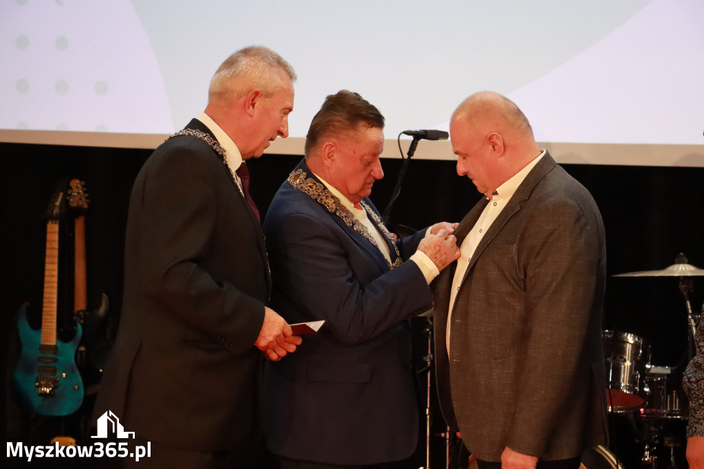 Fotorelacja I: Jubileusz 60-lecia CECH RZEMIOSŁ RÓŻNYCH MAŁEJ I ŚREDNIEJ PRZEDSIĘBIORCZOŚCI w Myszkowie