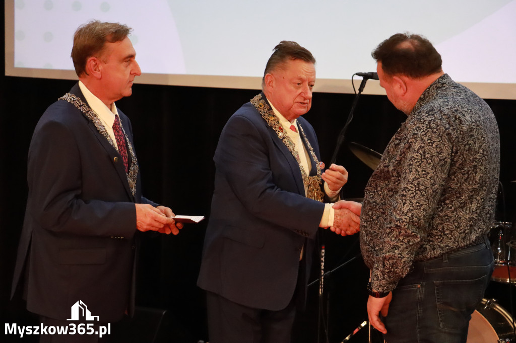 Fotorelacja I: Jubileusz 60-lecia CECH RZEMIOSŁ RÓŻNYCH MAŁEJ I ŚREDNIEJ PRZEDSIĘBIORCZOŚCI w Myszkowie