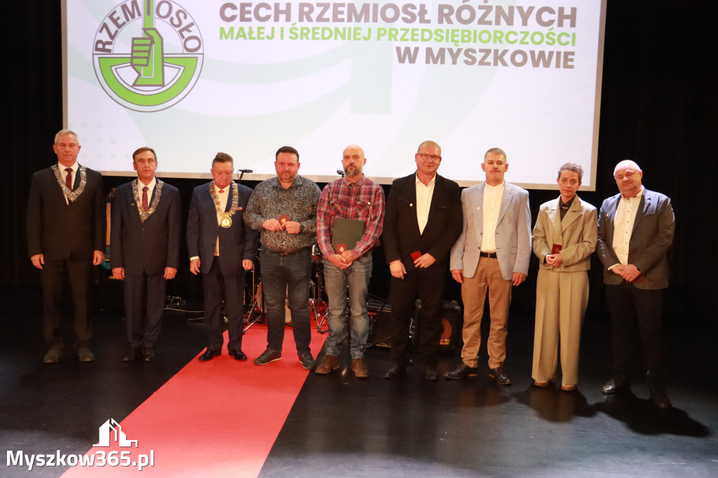 Fotorelacja I: Jubileusz 60-lecia CECH RZEMIOSŁ RÓŻNYCH MAŁEJ I ŚREDNIEJ PRZEDSIĘBIORCZOŚCI w Myszkowie