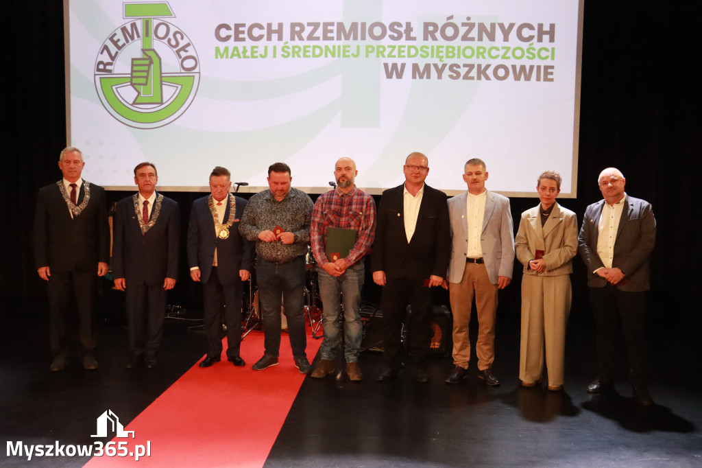 Fotorelacja I: Jubileusz 60-lecia CECH RZEMIOSŁ RÓŻNYCH MAŁEJ I ŚREDNIEJ PRZEDSIĘBIORCZOŚCI w Myszkowie