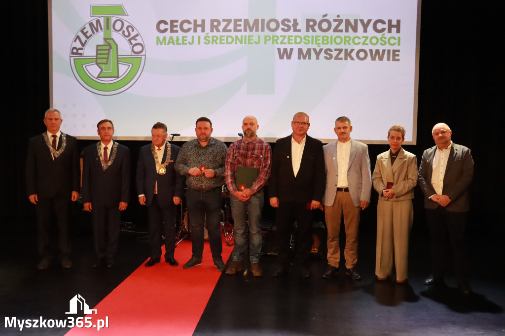 Fotorelacja I: Jubileusz 60-lecia CECH RZEMIOSŁ RÓŻNYCH MAŁEJ I ŚREDNIEJ PRZEDSIĘBIORCZOŚCI w Myszkowie