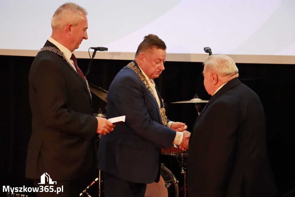 Fotorelacja I: Jubileusz 60-lecia CECH RZEMIOSŁ RÓŻNYCH MAŁEJ I ŚREDNIEJ PRZEDSIĘBIORCZOŚCI w Myszkowie