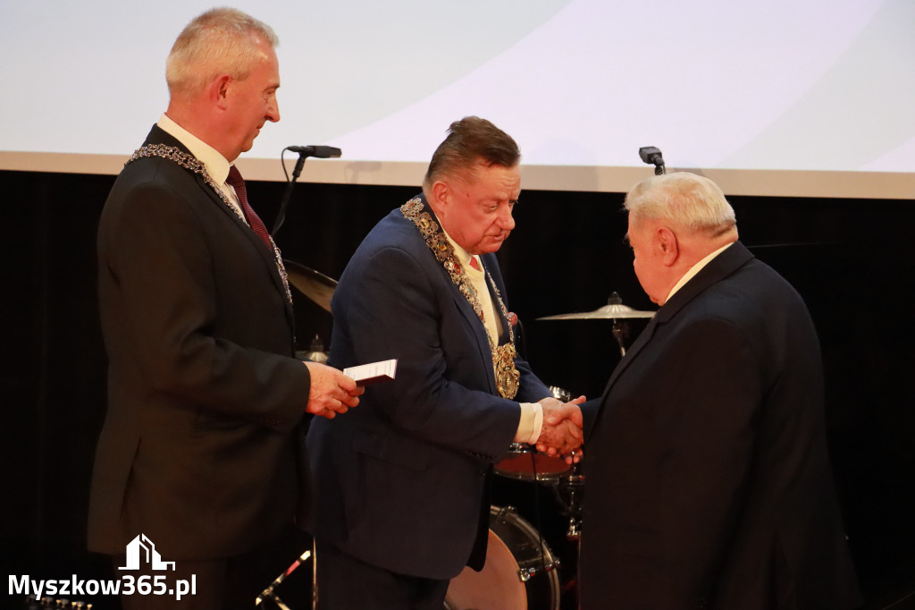Fotorelacja I: Jubileusz 60-lecia CECH RZEMIOSŁ RÓŻNYCH MAŁEJ I ŚREDNIEJ PRZEDSIĘBIORCZOŚCI w Myszkowie