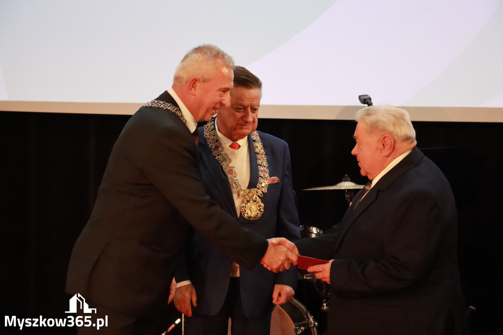 Fotorelacja I: Jubileusz 60-lecia CECH RZEMIOSŁ RÓŻNYCH MAŁEJ I ŚREDNIEJ PRZEDSIĘBIORCZOŚCI w Myszkowie