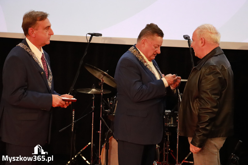 Fotorelacja I: Jubileusz 60-lecia CECH RZEMIOSŁ RÓŻNYCH MAŁEJ I ŚREDNIEJ PRZEDSIĘBIORCZOŚCI w Myszkowie
