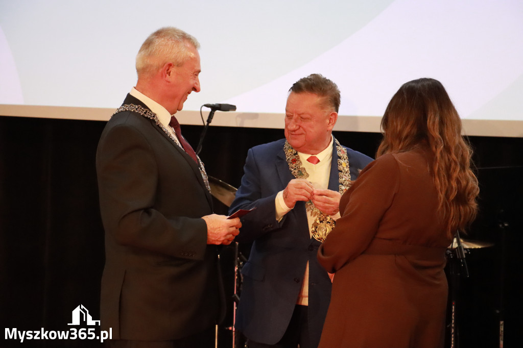Fotorelacja I: Jubileusz 60-lecia CECH RZEMIOSŁ RÓŻNYCH MAŁEJ I ŚREDNIEJ PRZEDSIĘBIORCZOŚCI w Myszkowie