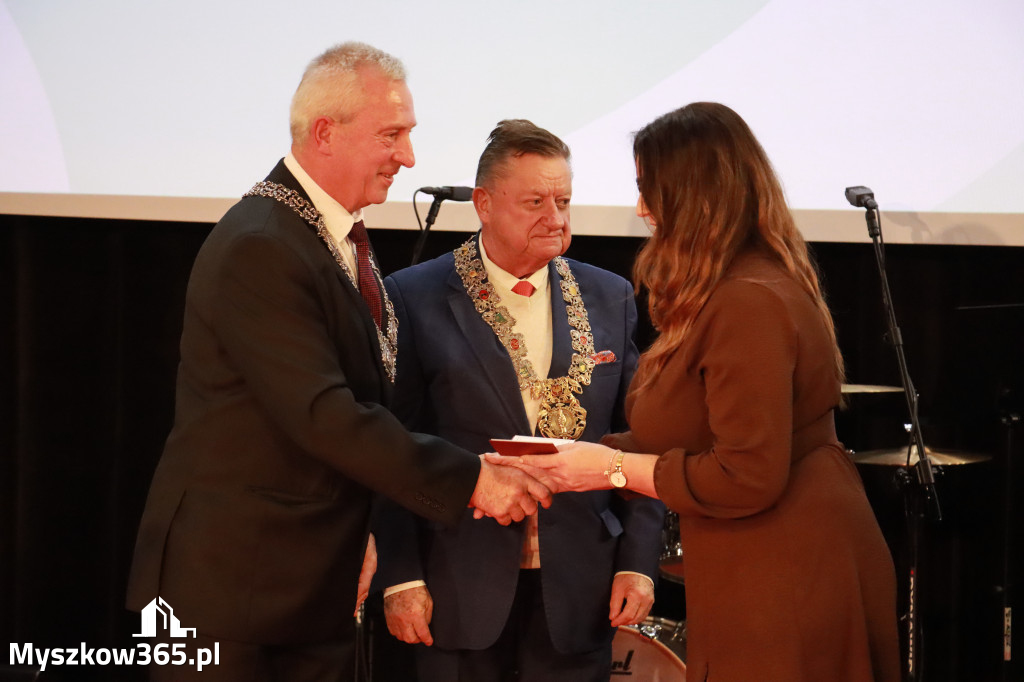 Fotorelacja I: Jubileusz 60-lecia CECH RZEMIOSŁ RÓŻNYCH MAŁEJ I ŚREDNIEJ PRZEDSIĘBIORCZOŚCI w Myszkowie
