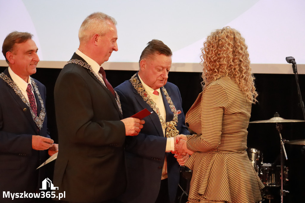 Fotorelacja I: Jubileusz 60-lecia CECH RZEMIOSŁ RÓŻNYCH MAŁEJ I ŚREDNIEJ PRZEDSIĘBIORCZOŚCI w Myszkowie