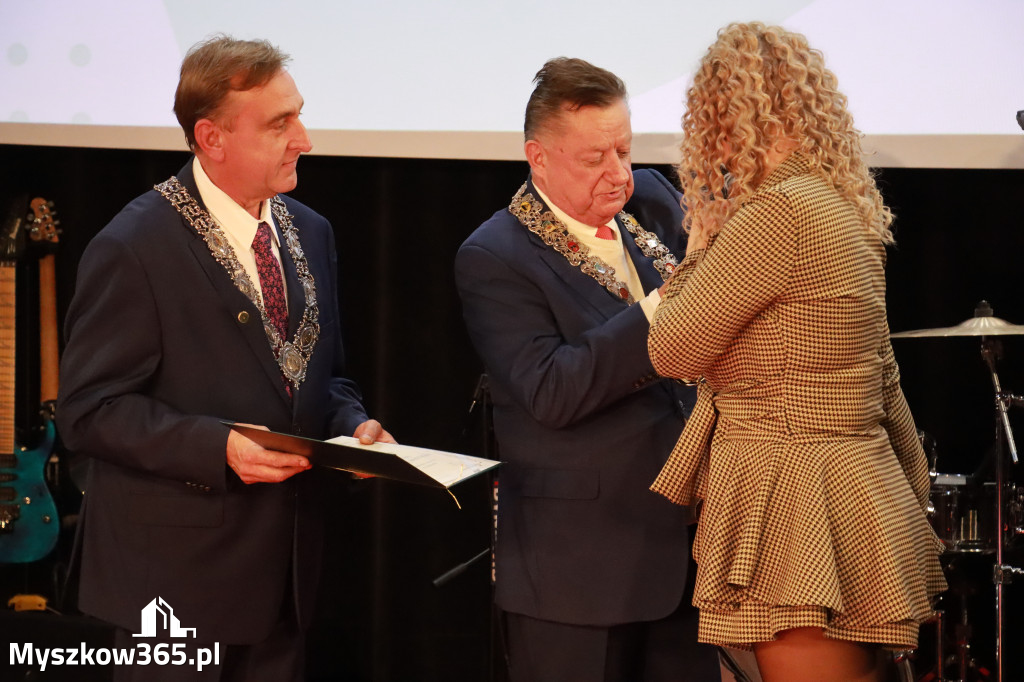 Fotorelacja I: Jubileusz 60-lecia CECH RZEMIOSŁ RÓŻNYCH MAŁEJ I ŚREDNIEJ PRZEDSIĘBIORCZOŚCI w Myszkowie