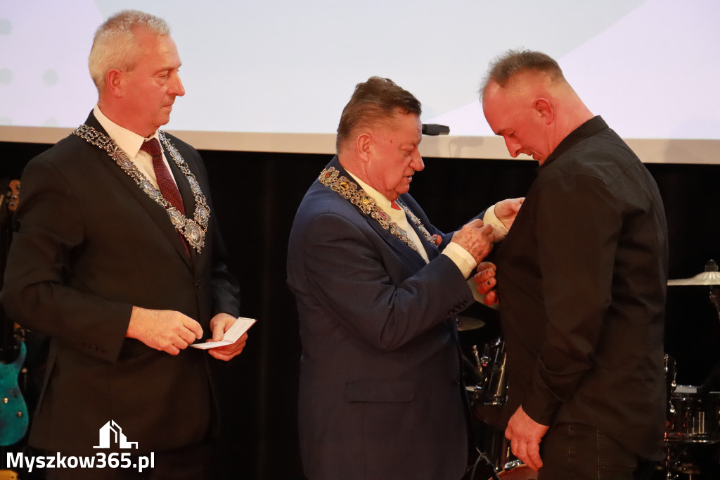 Fotorelacja I: Jubileusz 60-lecia CECH RZEMIOSŁ RÓŻNYCH MAŁEJ I ŚREDNIEJ PRZEDSIĘBIORCZOŚCI w Myszkowie