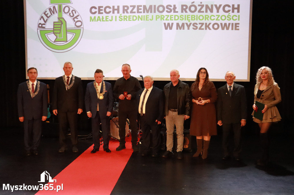 Fotorelacja I: Jubileusz 60-lecia CECH RZEMIOSŁ RÓŻNYCH MAŁEJ I ŚREDNIEJ PRZEDSIĘBIORCZOŚCI w Myszkowie